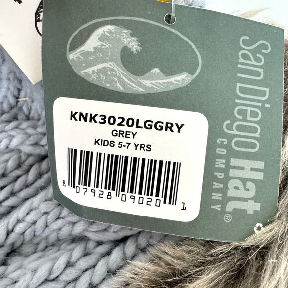 San Diego Hat Co Kid Cable Knit Beanie Pom Pom Neck Tie Size 5-7 yrs Winter Gray - Picture 6 of 10